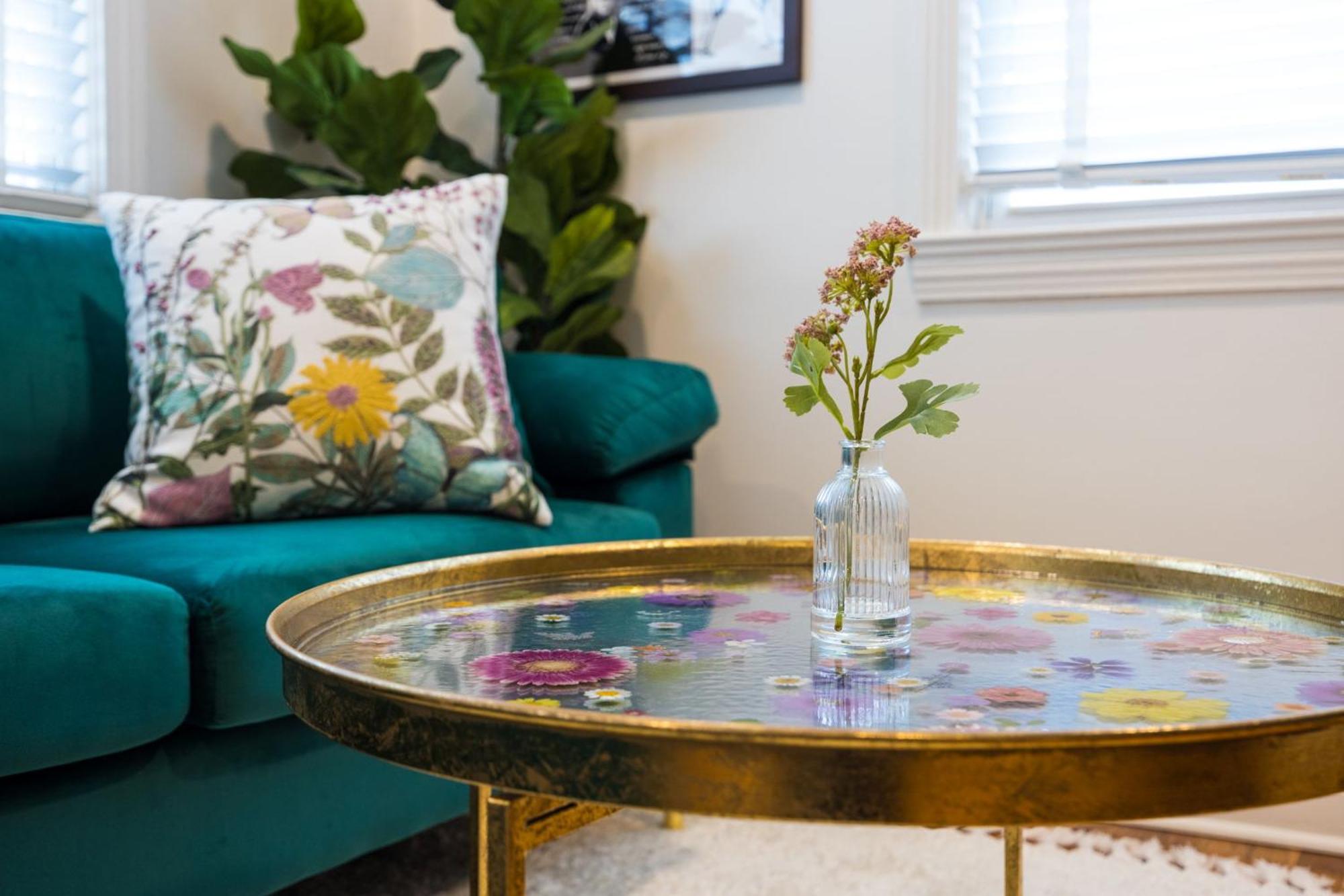 Taylor Swift Eras Inspired Home-10 Min To Broadway ナッシュビル エクステリア 写真